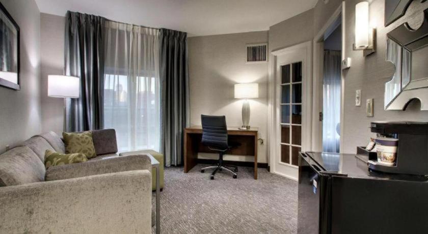 Western Hotel 2*